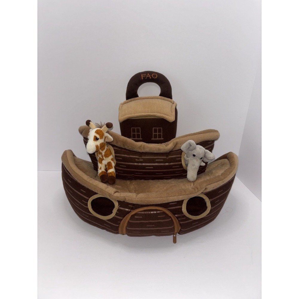 FAO Schwartz Noah's Ark Plush with 2 Animals.‎ Super Soft! Imaginative Play
